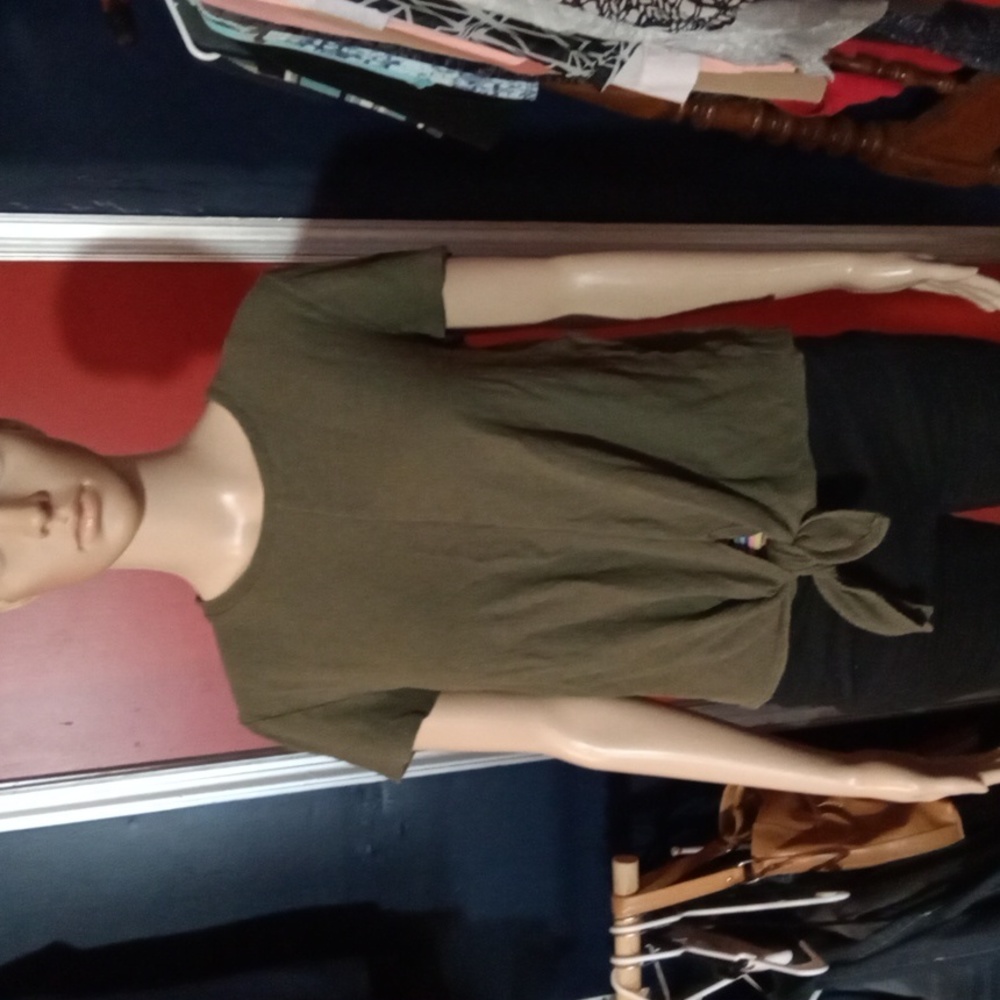 Madewell green short sleeve blouse with tie front size S